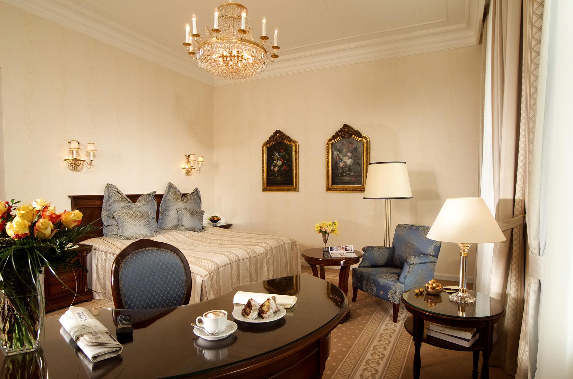 Hotel De France Wien Viena Quarto foto A room at the hotel